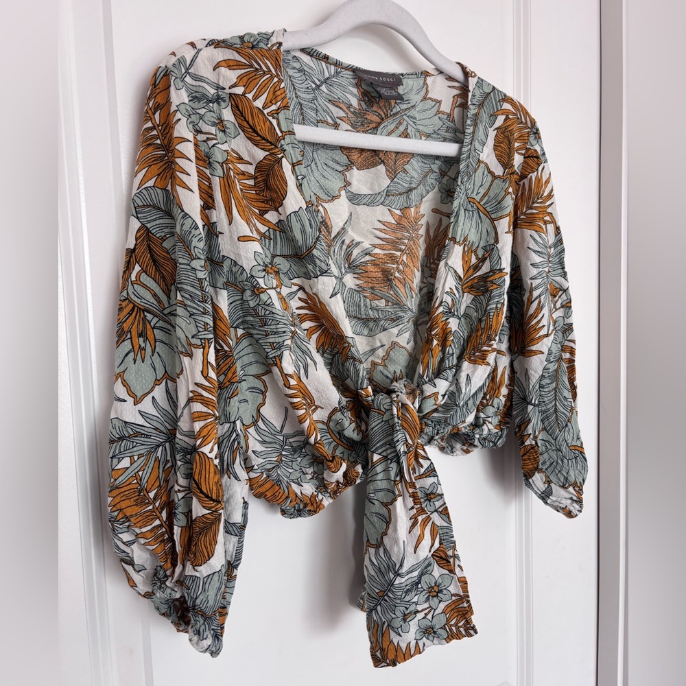 Sans Souci Tropical Tie Front Crop Blouse Bell Sleeve Boho Coastal Cowgirl Small
